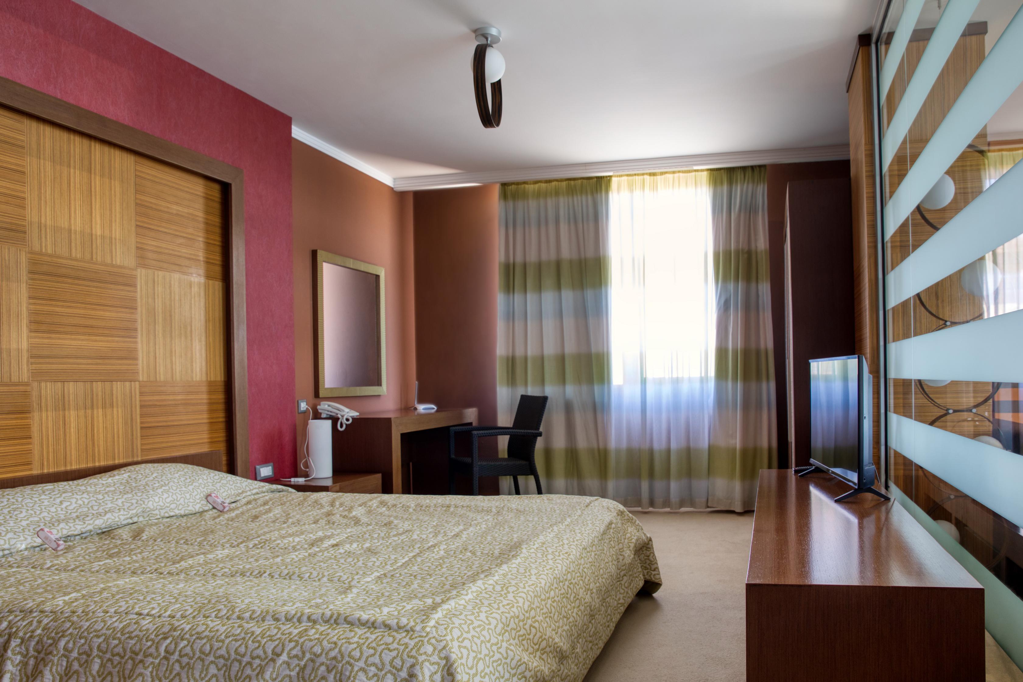 Hotel Sandy Bay 4*