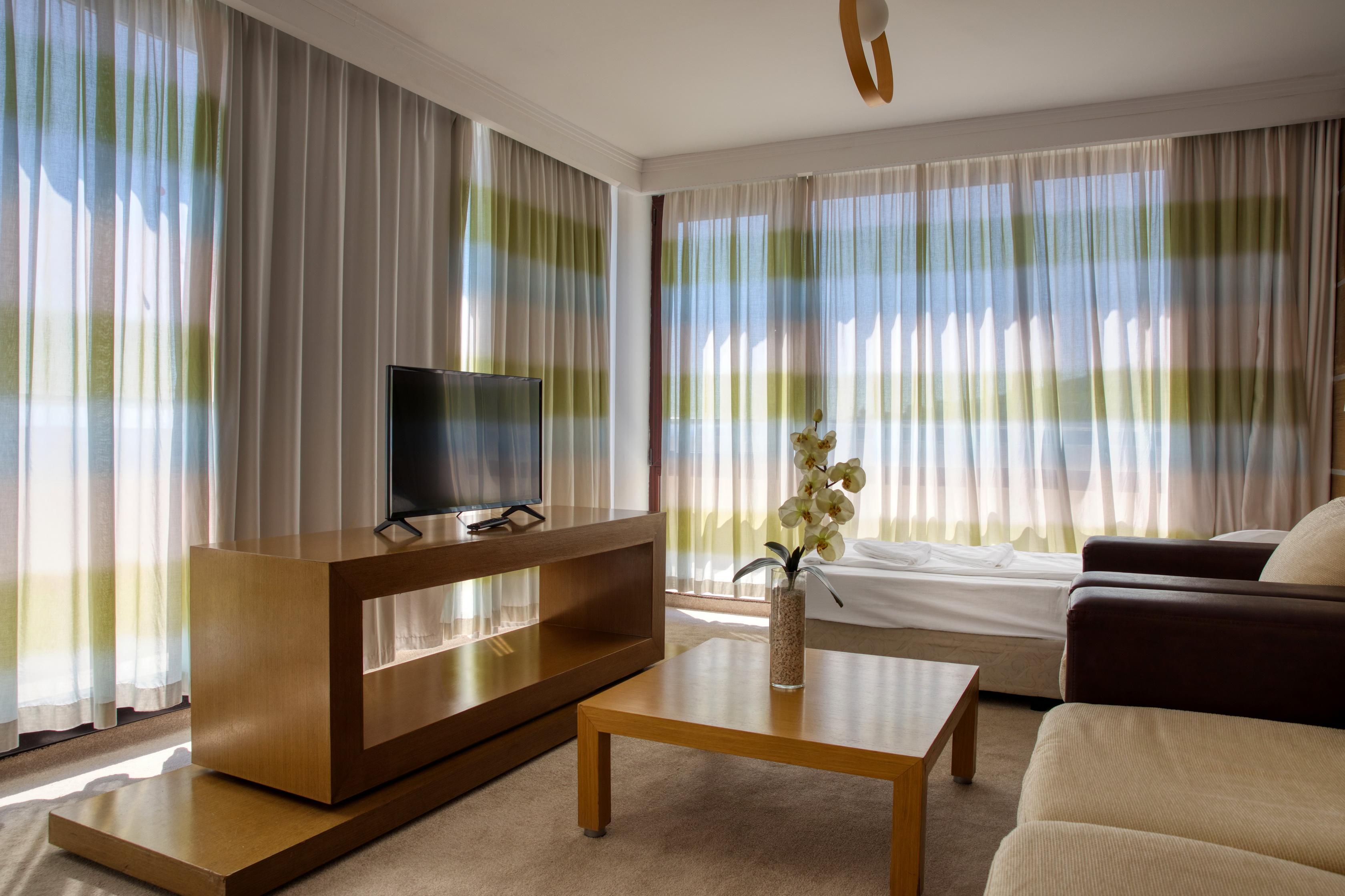Hotel Sandy Bay