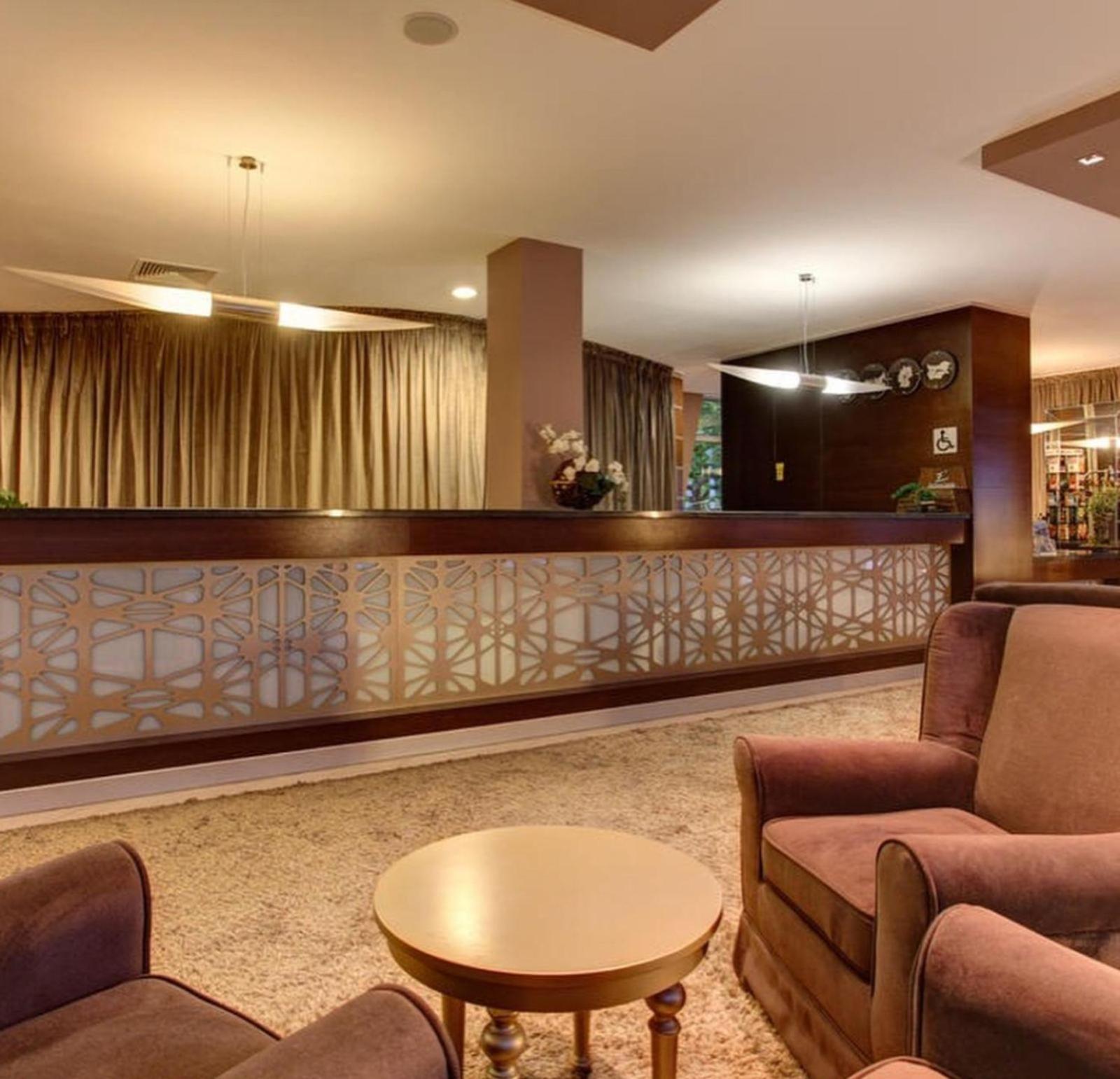 Sandy Bay Hotel Elenite