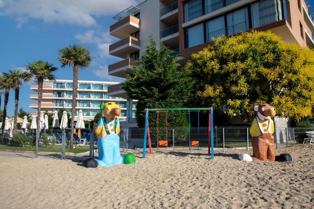 Sandy Bay Hotel 4*