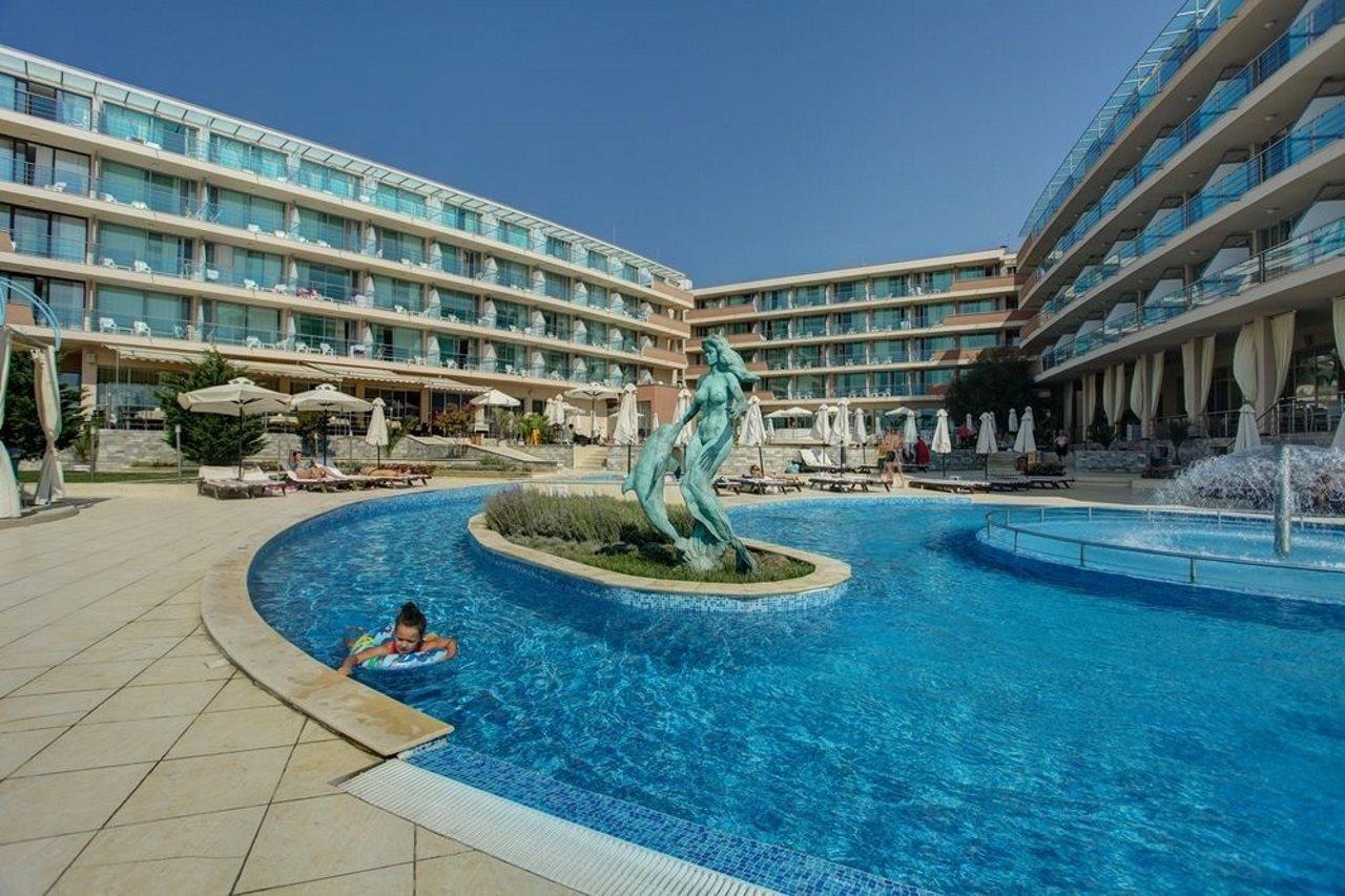 Sandy Bay Hotel 4*